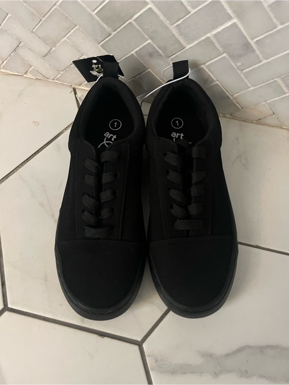 art class Black Kids Sneakers